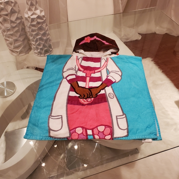 Disney's Doc McStuffins Hooded Towel